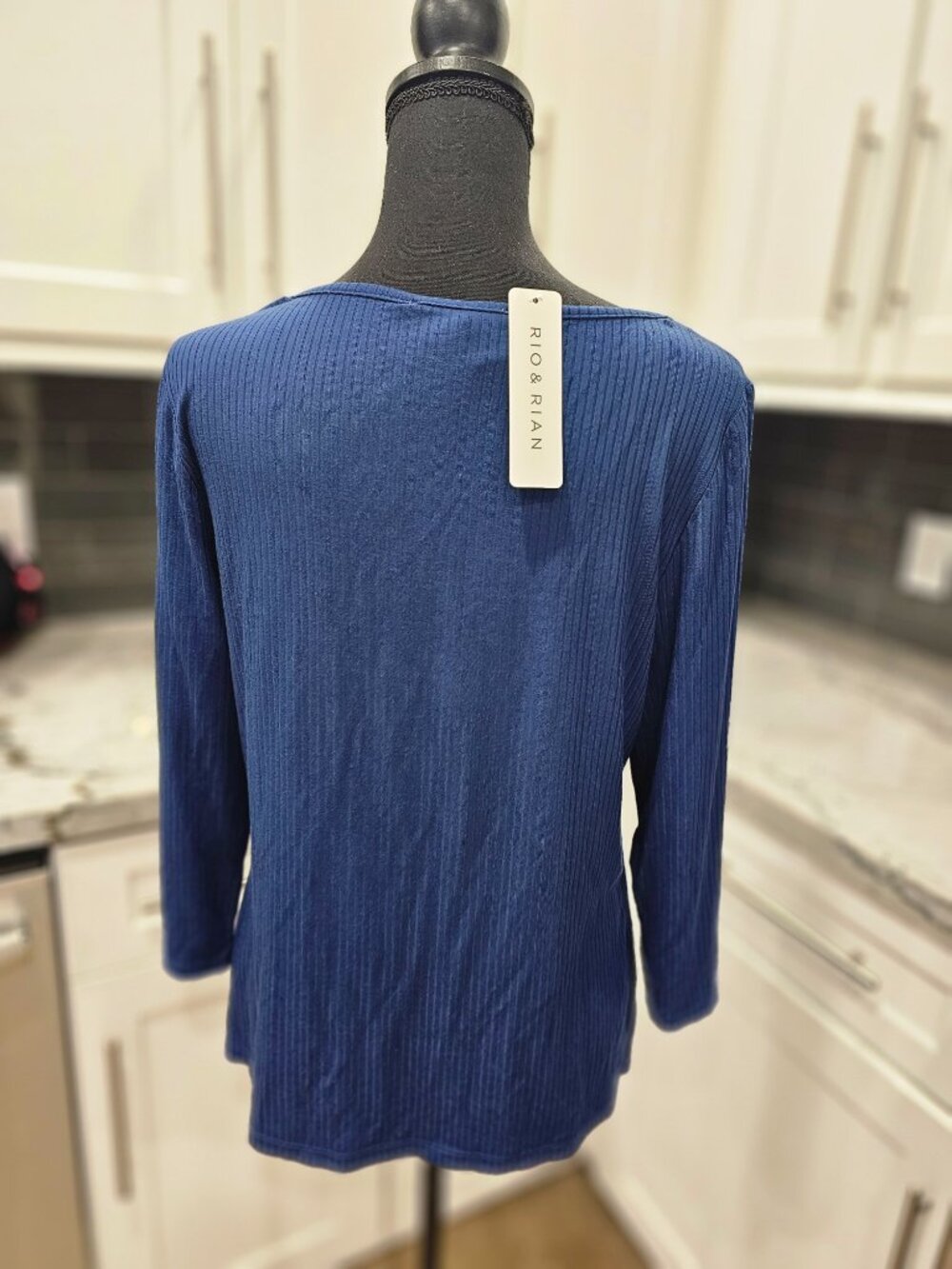 (NWT) Rio & Rian Blouse (Size Large) - Picture 2 of 3